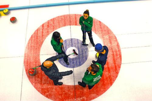 Treino do Curling durante os Jogos Olímpicos de Inverno da Juventude Lillehammer 2016 / Foto: Christian Dawes/COB